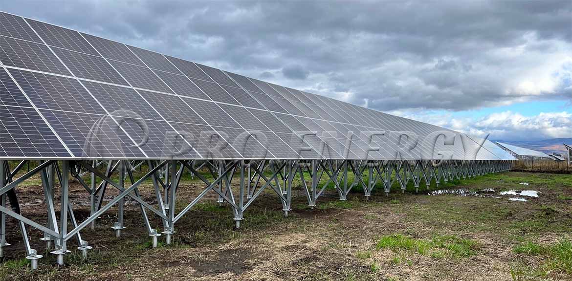 1.3MW C型槽钢地面太阳能安装系统解决方案