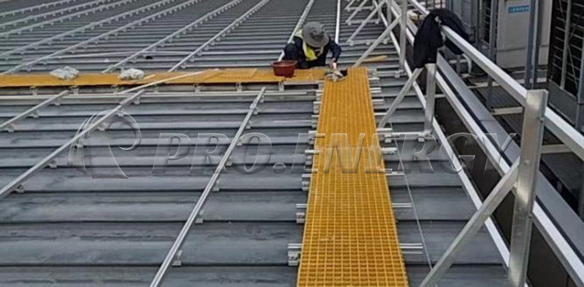 屋顶护栏安装系统
